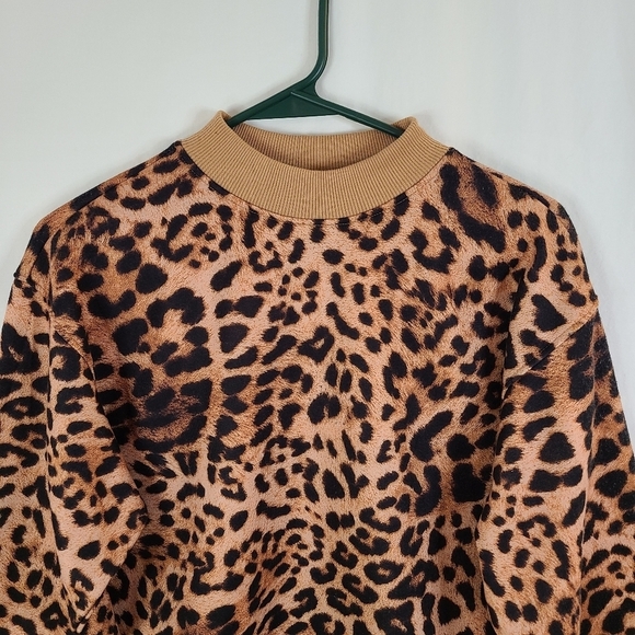NWT BP Cheetah Print Crewneck Pullover Sweatshirt Woman's Size XXS - Picture 3 of 11